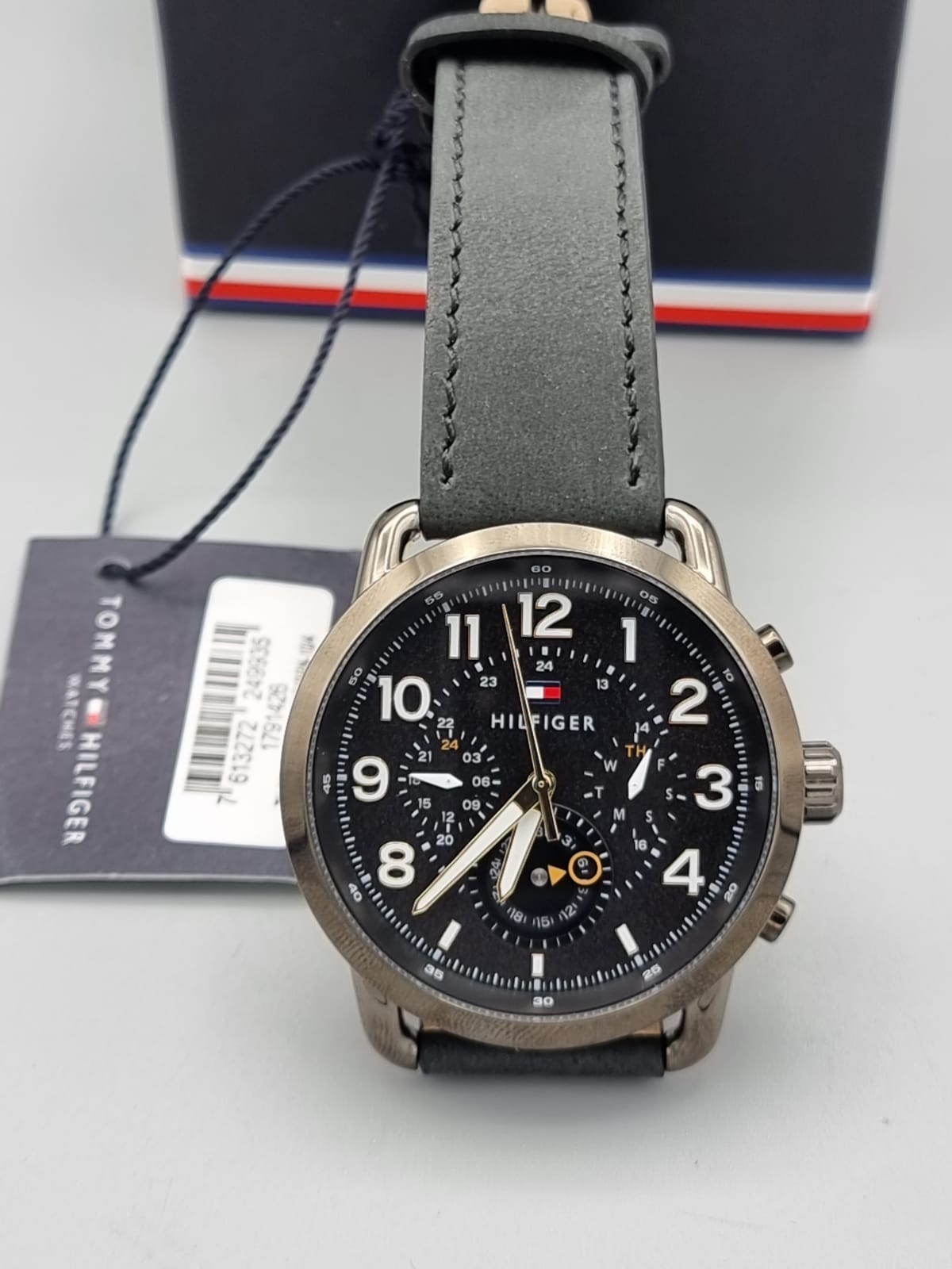 Tommy Hilfiger Briggs Black Dial Leather Strap Men's Watch 1791426