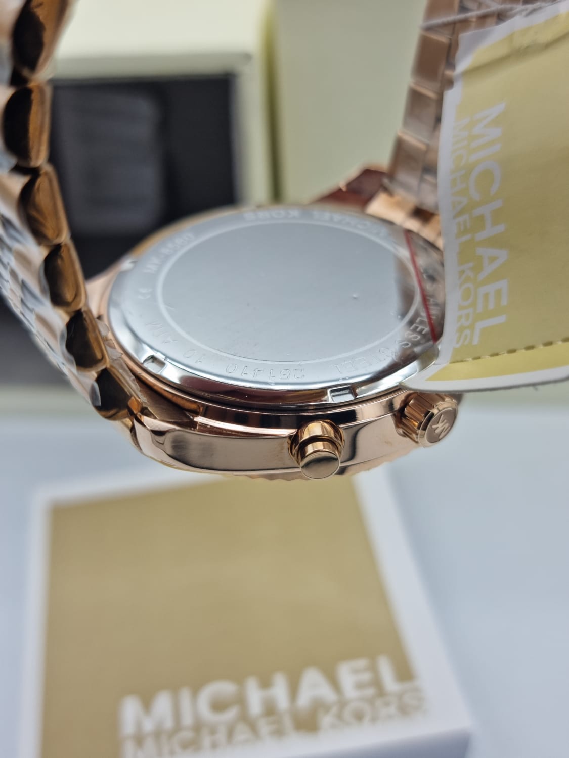 Michael Kors Men's MK8580 Analog Display Analog Quartz Rose Gold Watch