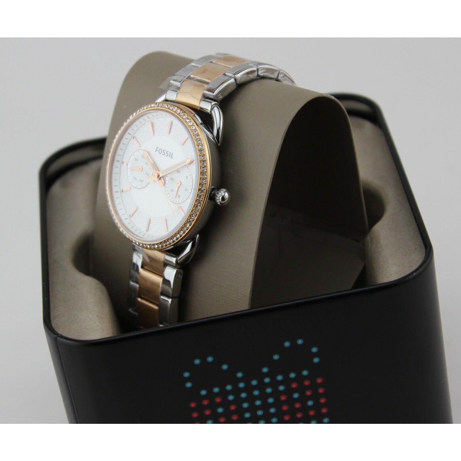 Fossil Women’s Quartz Stainless Steel Silver Dial 35mm Watch ES4396