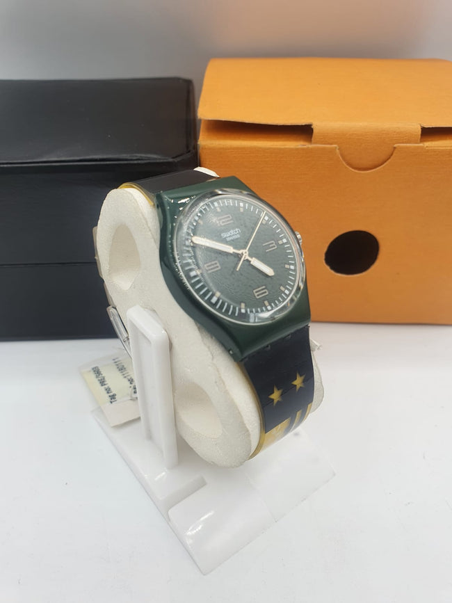 Swatch Geeen Dial Ladies watch Main Image