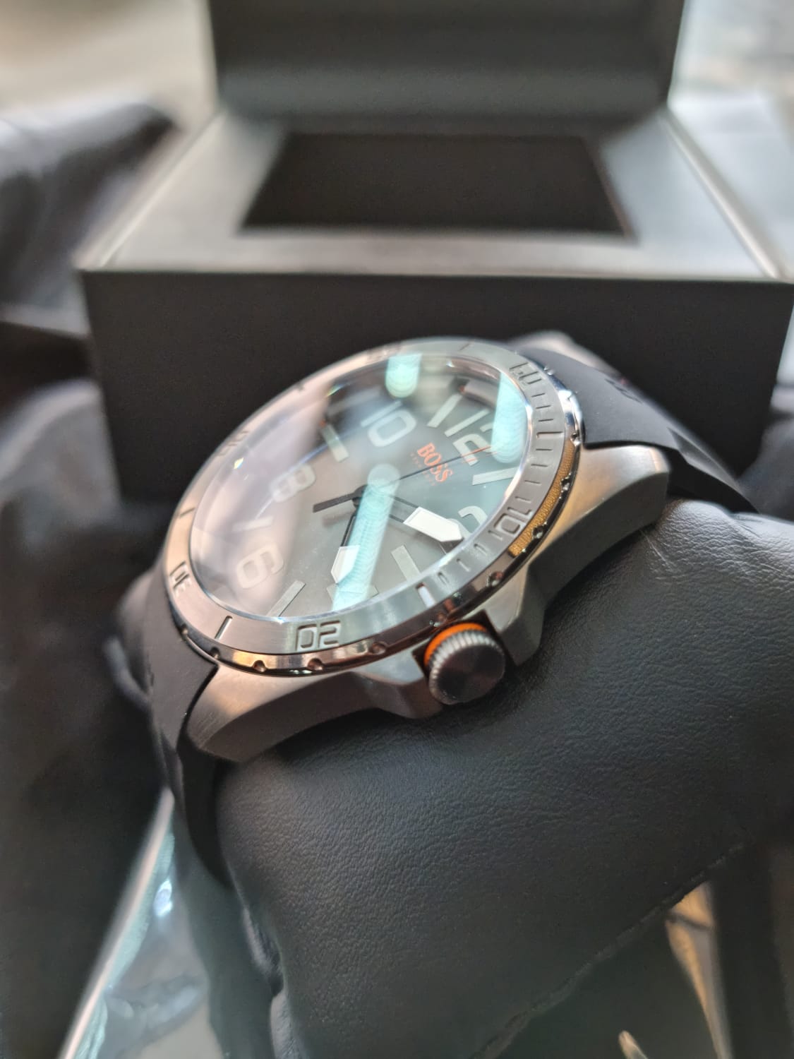 Hugo boss 46mm Dial Size Gents Watch