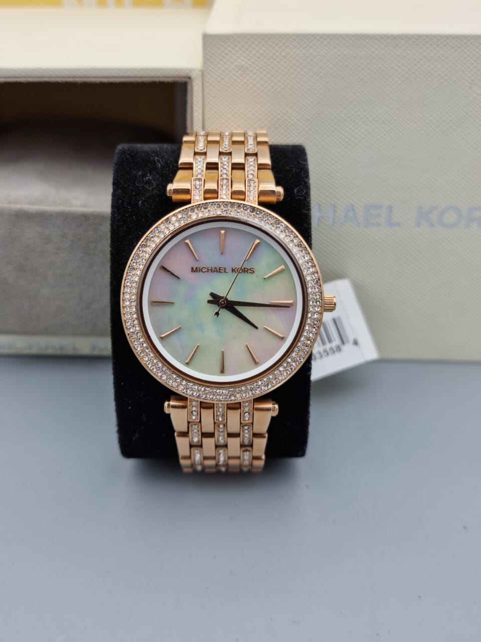 Michael Kors Women’s Quartz Stainless Steel Mother of pearl Dial 39mm Watch MK3219
