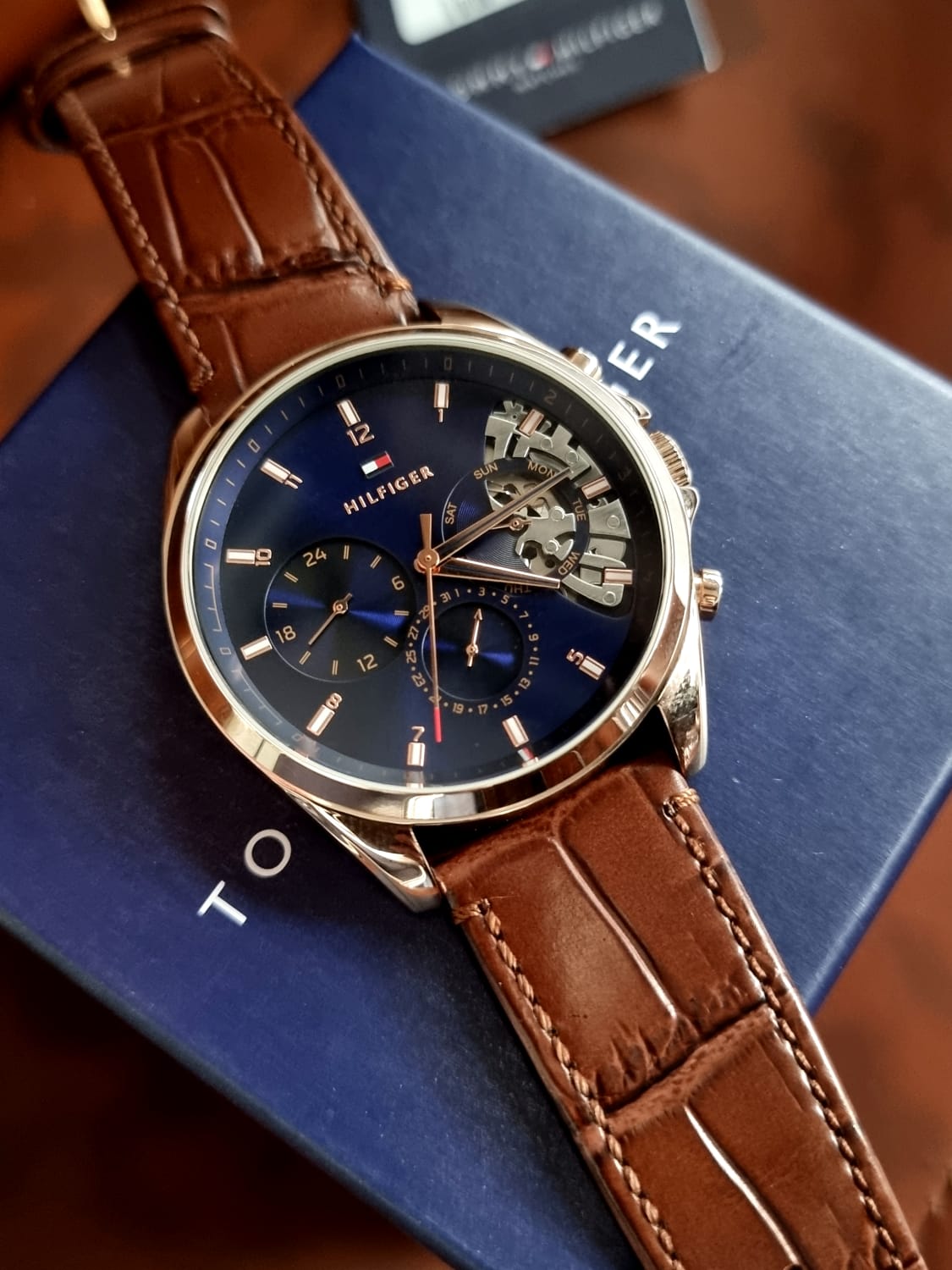 Tommy Hilfiger Men's Quartz Brown Leather Strap Blue Dial 44mm Watch 1